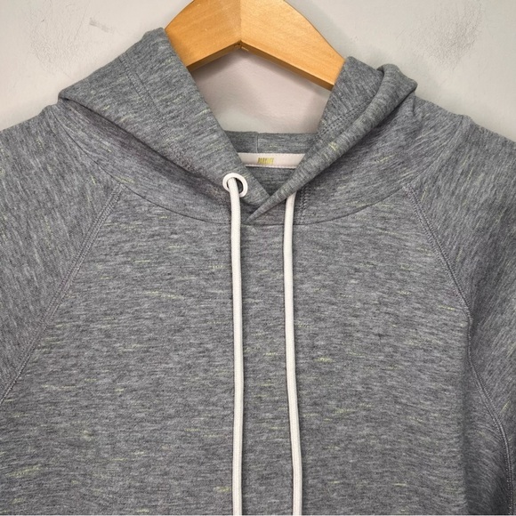 Aritzia Parklife Grey Cropped Hoody Size Small Casual Cozy Monochrome Neutral - Picture 3 of 11
